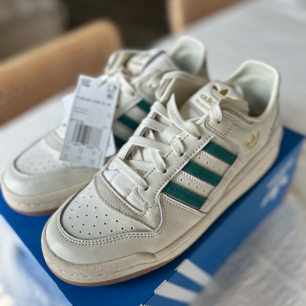 Adidas Forum Low CL Basketball Sneaker (Women)